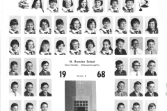 Class-1971-grade-5-uniforms-1968
