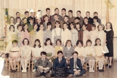 Class-1971-grade-6-1968-( damaged :(